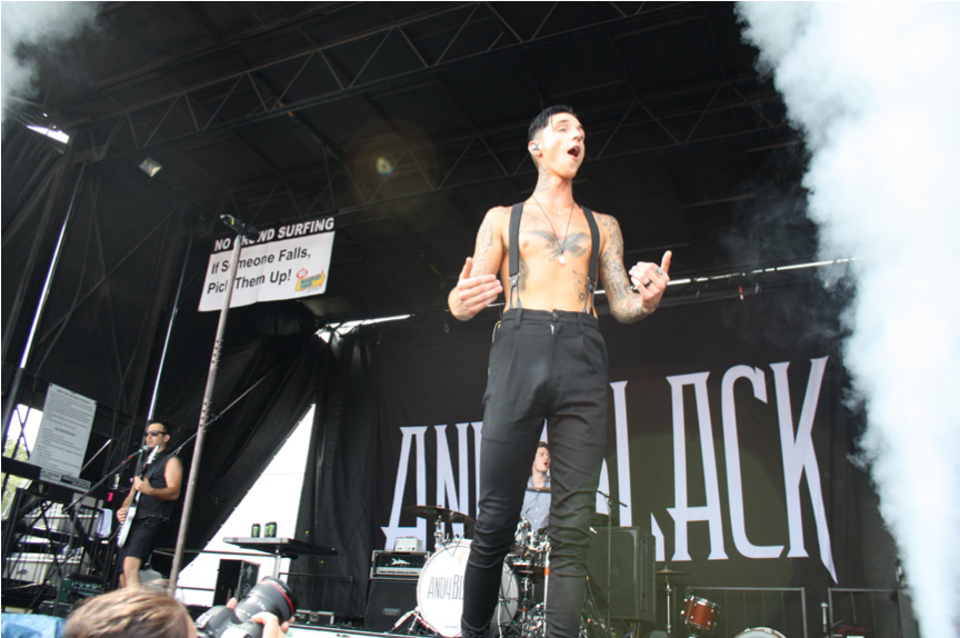 Andy Black performing at Warped